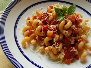 Resep Pasta: Cavatappi Saus Arrabiata