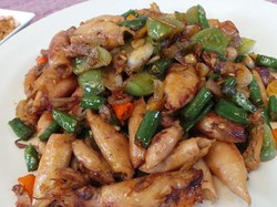 Resep Seafood: Oseng Cumi Asin Cabai Hijau