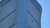Pesawat Tabrak Gedung Pencakar Langit di Beijing, Tapi China Bungkam
