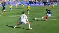 Mbappe Bawa Prancis Ungguli Swedia 1-0 di Babak Pertama