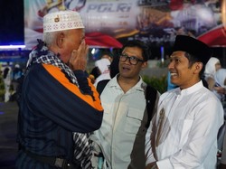 Zenal Abidin Sambut Kepulangan 328 Jemaah Haji Bogor