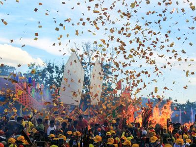 Bagansiapiapi Gelar Ritual Bakar Tongkang Tahunan
