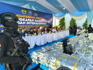 2 WNA Pengendali Sindikat 3,37 Ton Narkotika di Gresik Masuk DPO