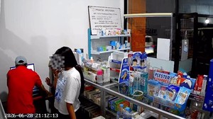 Polisi Kantongi Identitas 2 WNA Pencuri Uang Apotek di Mengwi Badung