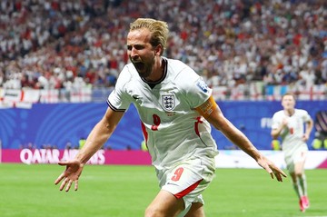 Harry Kane sang Wonderwall