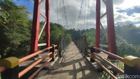 Kekecewaan dan Pengkhianatan di Balik Blokade Jembatan Sukamenak