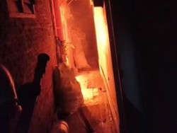 Rumah di Jagir Sidomukti Surabaya Terbakar, Api dari Puntung Rokok