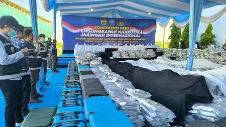 Kronologi Penggerebekan 3,37 Ton Kuncup Ganja Bahan Cairan Vape di Gresik
