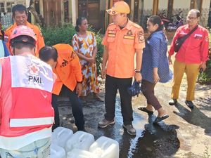 Kekeringan di Jember, Pemkab Salurkan Air untuk Warga Terdampak