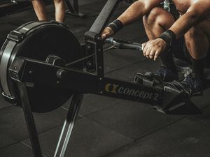 Hyrox Adalah? Baca Pengertian, 8 Jenis Workout, dan Bedanya dengan CrossFit!