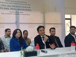 Curhat Kuliah 5 Tahun, Menko Yusril Akhirnya Raih Gelar Doktor dari UI
