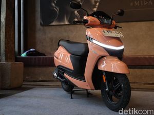 Ada Honda BeAT, Kok TVS Nekat Jual Skutik 110 Cc di Indonesia?