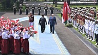 Prabowo Sambut Presiden Belarus dengan Upacara Kenegaraan