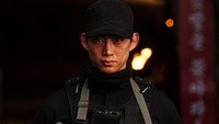 Potret Taecyeon di Episode Agent Kim Reactivated Malam Ini
