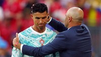 Saat Cristiano Ronaldo Nggak Bikin Drama Ketika Diganti