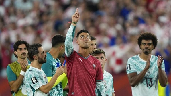 Cristiano Ronaldo Berbalut Jersey Diogo Jota