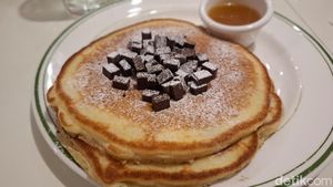Bistro Hits di Jaksel Ini Punya Pancake Empuk dan Hot Chocolate Pekat