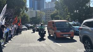 Demo Depan Grahadi Arus Lalu Lintas Padat
