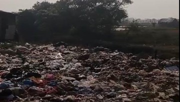 Kebakaran TPA Jatiwaringin Belum Padam Usai 4 Hari, Titik Api Berkurang
