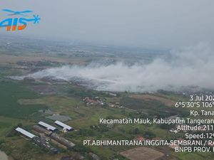 Angin Makin Kencang, Arahkan Asap TPA Jatiwaringin ke Wilayah Ini