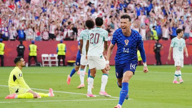 Soccer Football - FIFA World Cup 2026 - Round of 32 - Portugal v Croatia - Toronto Stadium, Toronto, Canada - July 2, 2026 Croatia's Ivan Perisic celebrates scoring their first goal IMAGN IMAGES via Reuters/John E Sokolowski