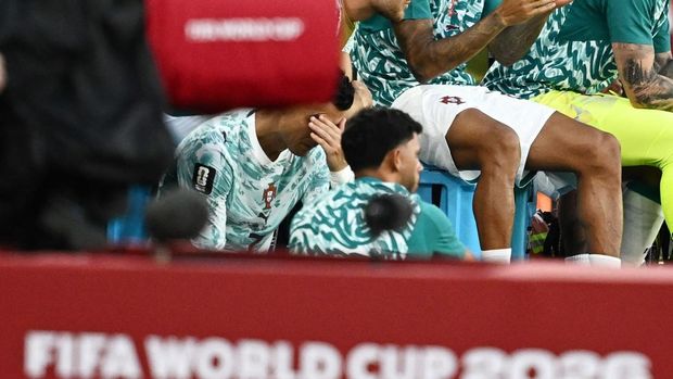 Soccer Football - FIFA World Cup 2026 - Round of 32 - Portugal v Croatia - Toronto Stadium, Toronto, Canada - July 2, 2026 Portugal's Cristiano Ronaldo looks dejected after he was substituted REUTERS/Dylan Martinez