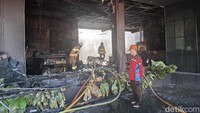 Foto Rama Biliar Jogja Hangus Terbakar