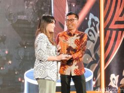 Sampoerna Diganjar Anugerah Kontributor Inovatif Ekonomi Nasional