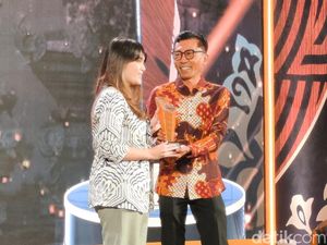 Sampoerna Diganjar Anugerah Kontributor Inovatif Ekonomi Nasional