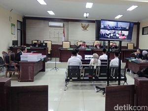 Eks Waka DPRD Jember Dituntut 6,5 Tahun Bui Korupsi Pengadaan Mamin