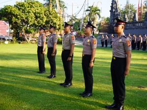 82 Personel Polres Gianyar Naik Pangkat, Kapolres Ingatkan Profesionalisme
