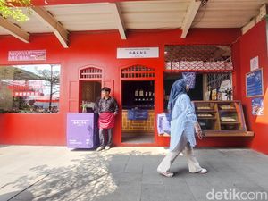 Little Nyonya: Menyesap Atmosfer Pacinan di Lembang
