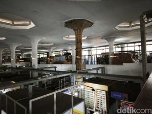 8 Pilar Kusam Pasar Johar Pengingat Tragedi Kebakaran 2015