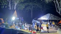 Listrik di Pantai Singkawang Padam, Pengunjung Andalkan Emergency Lamp