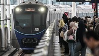 Minat Naik Transportasi Umum di Jakarta Terus Bertumbuh