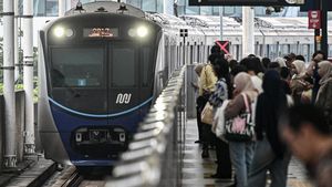 Minat Naik Transportasi Umum di Jakarta Terus Bertumbuh
