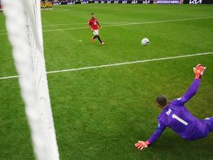 Penalti Panenka yang Dingin dari Mohamed Salah