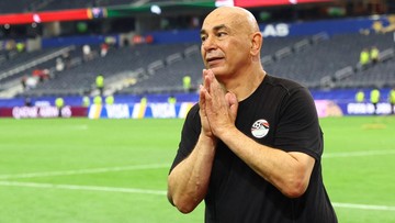 Duh, Pelatih Mesir Pingsan gara-gara 2 Istrinya Baku Hantam