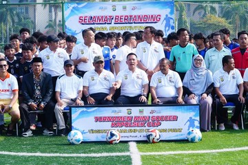 HUT Bhayangkara ke-80, Polsek Cikarang Pusat Gelar Mini Soccer Cup Pelajar