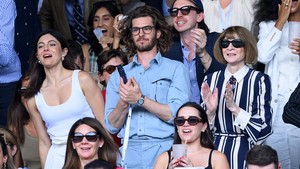 Momen Pacaran Andrew Garfield-Monica Barbaro Nonton Tenis