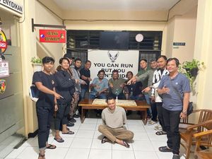 Bang Jago Pengendara Ninja yang Pukul Pemotor di Jaksel Ditangkap!