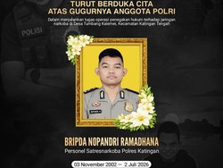 Jenazah Briptu Anumerta Nopandri Dimakamkan Secara Kedinasan Siang Ini