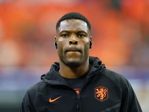 Denzel Dumfries Resmi Gabung ke Real Madrid