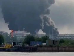 Ukraina Serang Fasilitas Minyak Rusia di St Petersburg