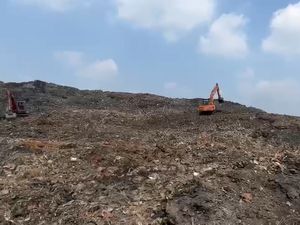 Sudah 6 Hari Kebakaran TPA Jatiwaringin Belum Padam, 232 Orang Mengungsi