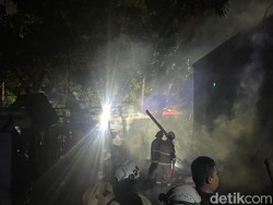 Kebakaran Lalap Gudang Kayu di Tembalang Semarang