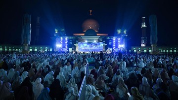 Raih MURI, 9.184 ASN Pekanbaru Serentak Baca Surah Al-Mulk di Masjid An Nur