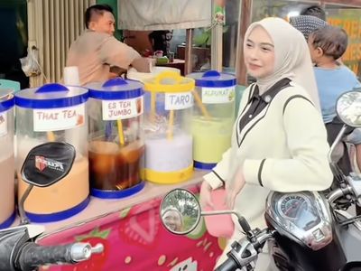 Ria Ricis Hobi Berbagi, dari Traktir Jajan hingga Borong Pedagang Makanan!