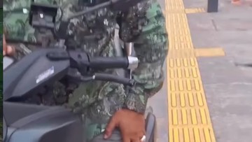 Viral Pemotor Ngaku-ngaku Tentara Saat Ditegur 'Jajah' Trotoar di Depok
