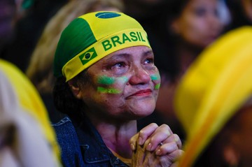 Brasil Tersingkir, Air Mata Fans Mengalir